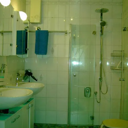 Διαμέρισμα Gastezimmer Hilger